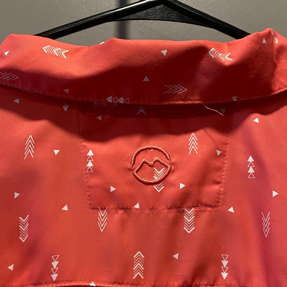 Magellan Coral Fishing Shirt Women Button Up Moisture Wicking Outdoor Top L - Picture 8 of 11